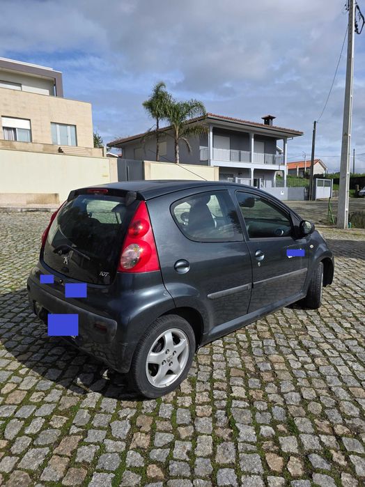 Peugeot 107 bom estado