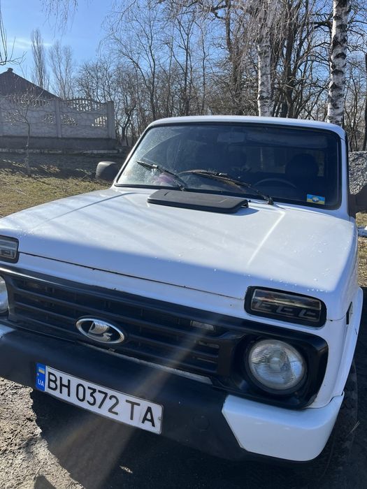 Продам своє авто Нива Тайга газ -бензин.