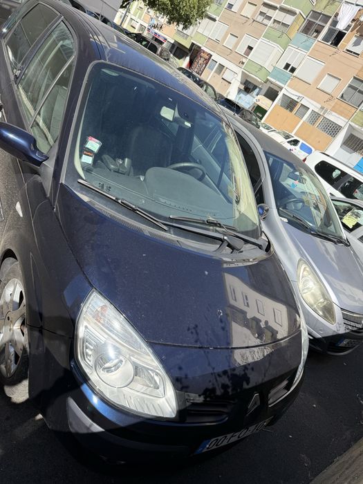 Vende se scenic muito bem estimado