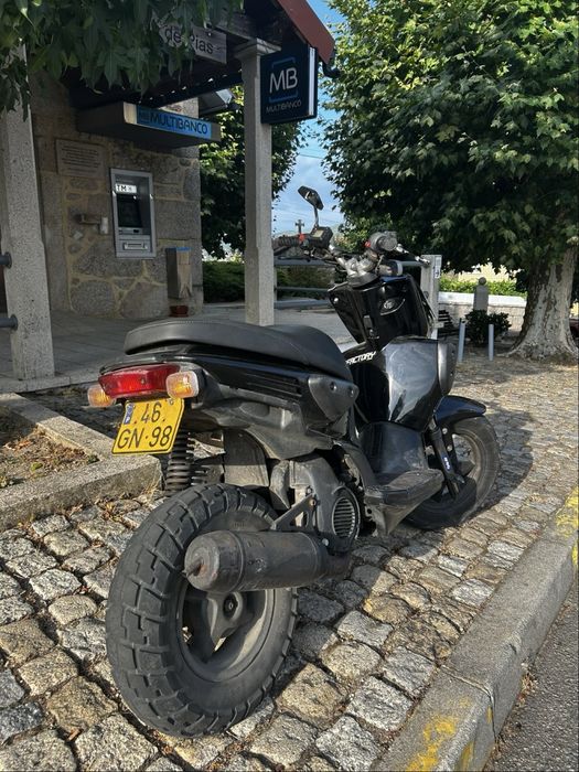 Yamaha slider