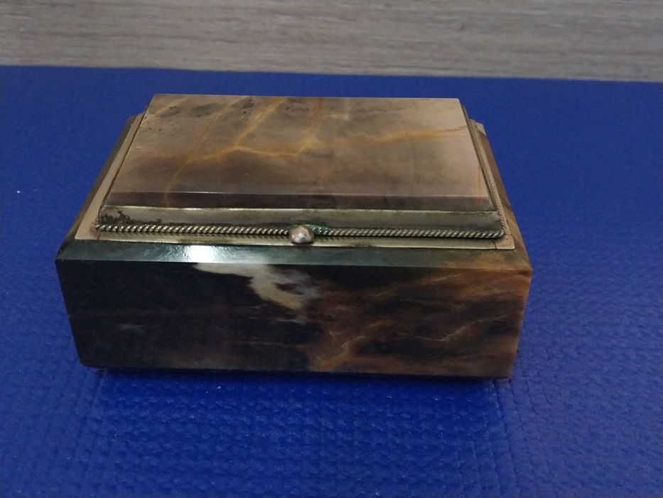 Шкатулка из яшмы винтаж