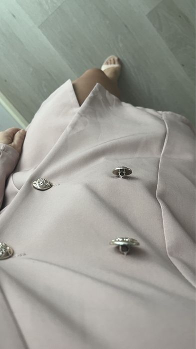 New Collection sukienka marynarka dwurzędowa