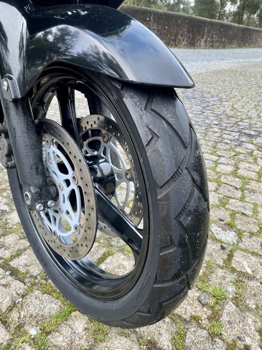 Suzuki v-strom DL 1000