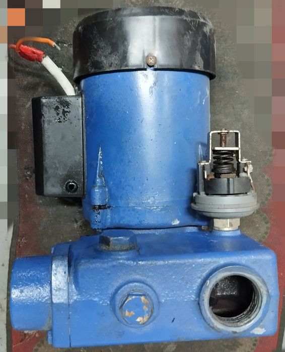 Н а с о с  д л я  р і д и н и