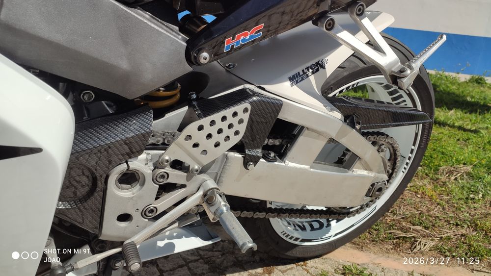 CBR 900 - 954, 2002