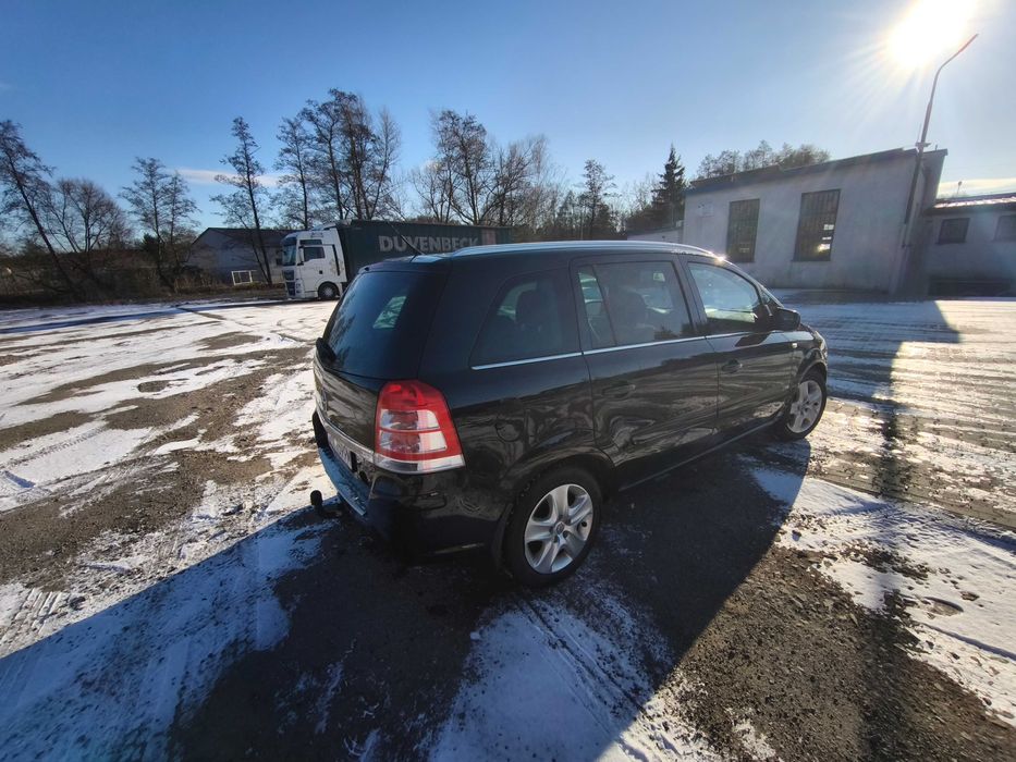 Opel Zafira B 2010, LPG, Hak, 7 osób