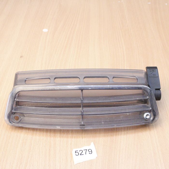 5279  Kratka wentylacyjna przedniej szyby Honda Goldwing GL 1800