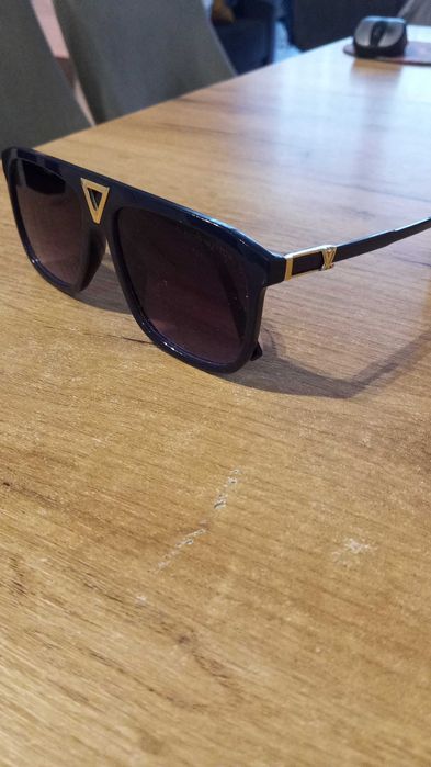 Okulary przeciwsłoneczne Louis Vuitton granatowe uv400