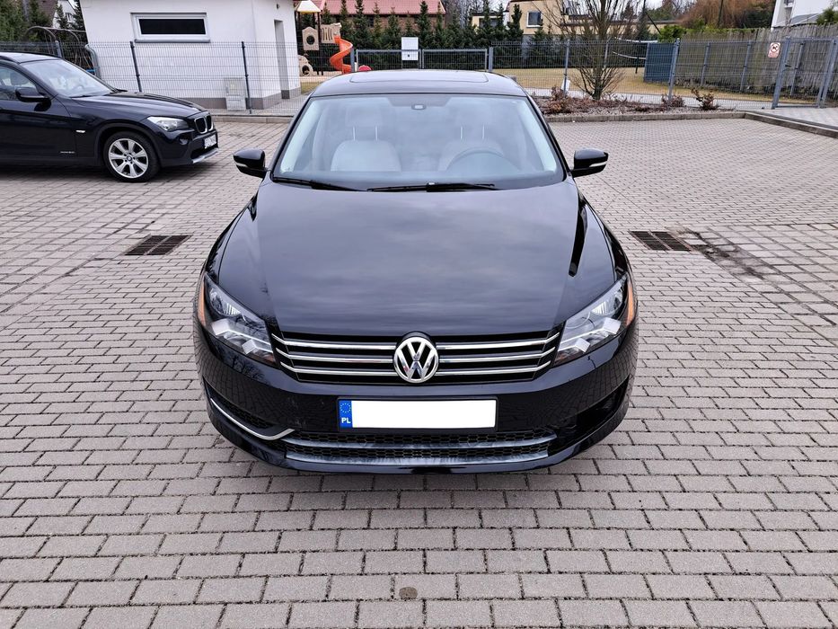 Volkswagen Passat - 2014 rok, sedan, silnik 2.0 - 211km.