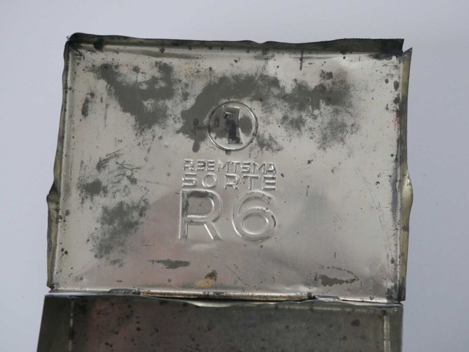 Metalowa puszka Reemtsma R6 / II Wojna Światowa
