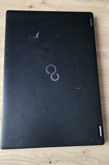 Laptop Fujitsu Lifebook E558
