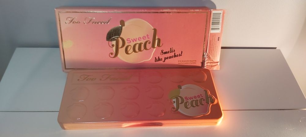 Too Faced sweet peach paleta cieni do powiek