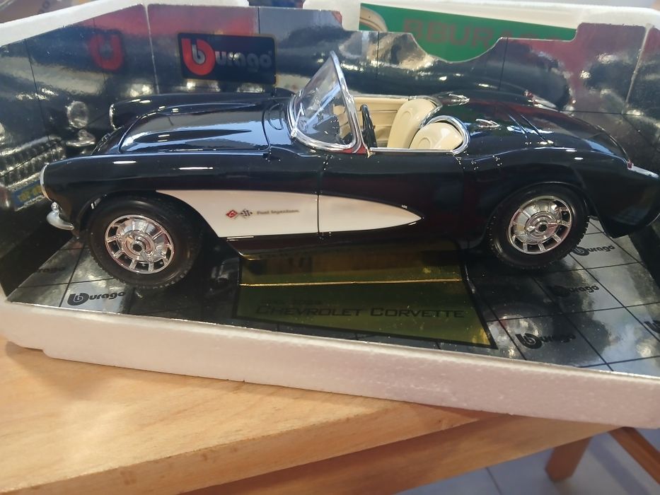 Corvette  1957 escala 1.18