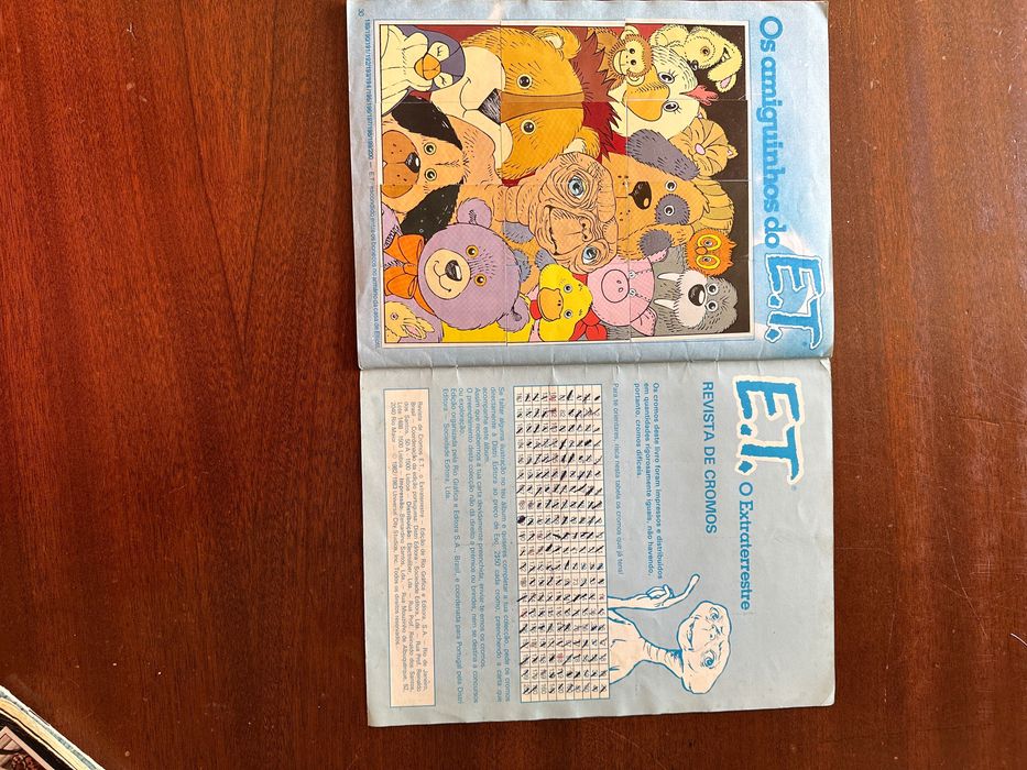 Caderneta de cromos E.T - Extraterrestre COMPLETA