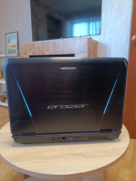 Игровой ноутбук Medion Erazer X7815/17.3"/Core i7 4 ядра 2.0GHz/24GB