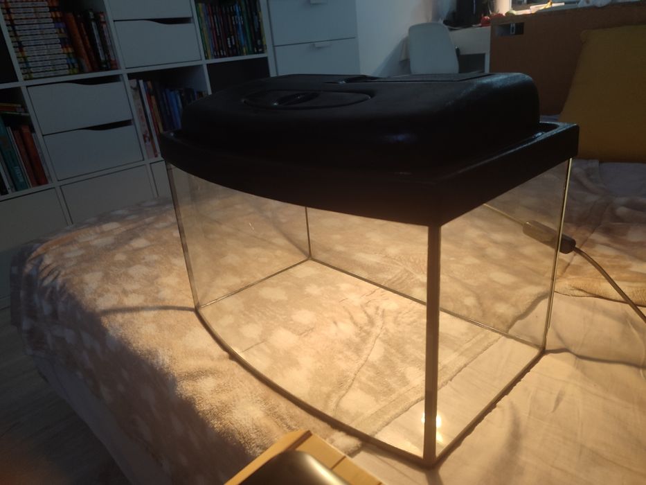 Akwarium 25l z + pokrywa z oświetleniem