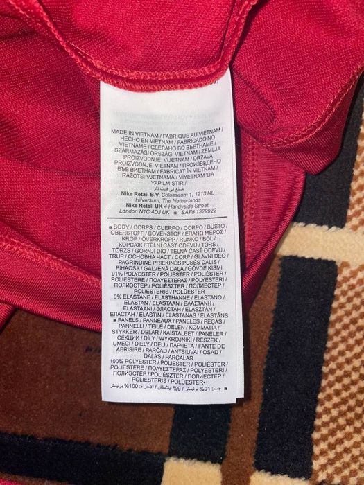 Продается кофта Nike