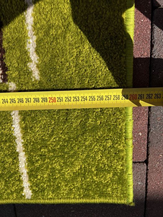 Zestaw dwóch zielonych dywanów chodnik dywanowy