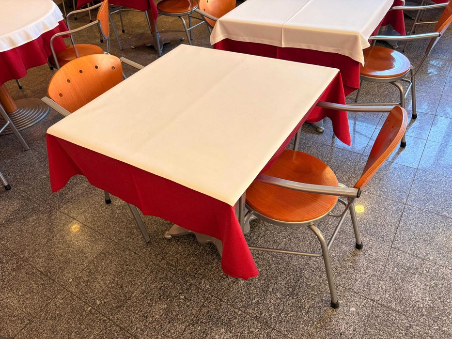 Mesas e Cadeiras Restaurante/Bar