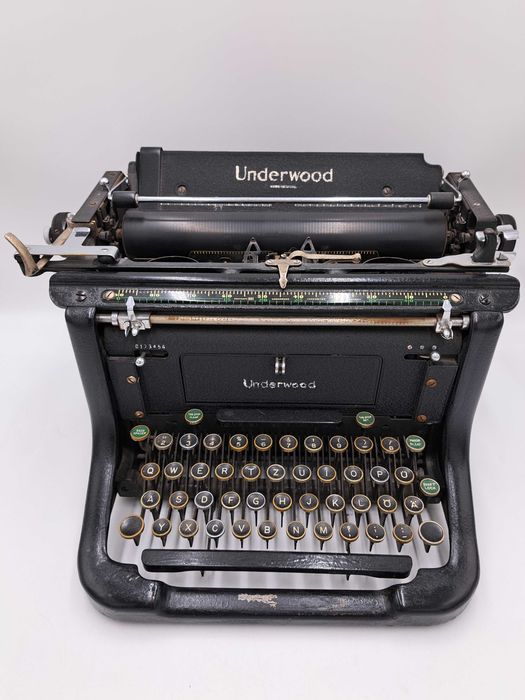 Maszyna do pisania Underwood Master czarna chromowane wstawki 1940 rok
