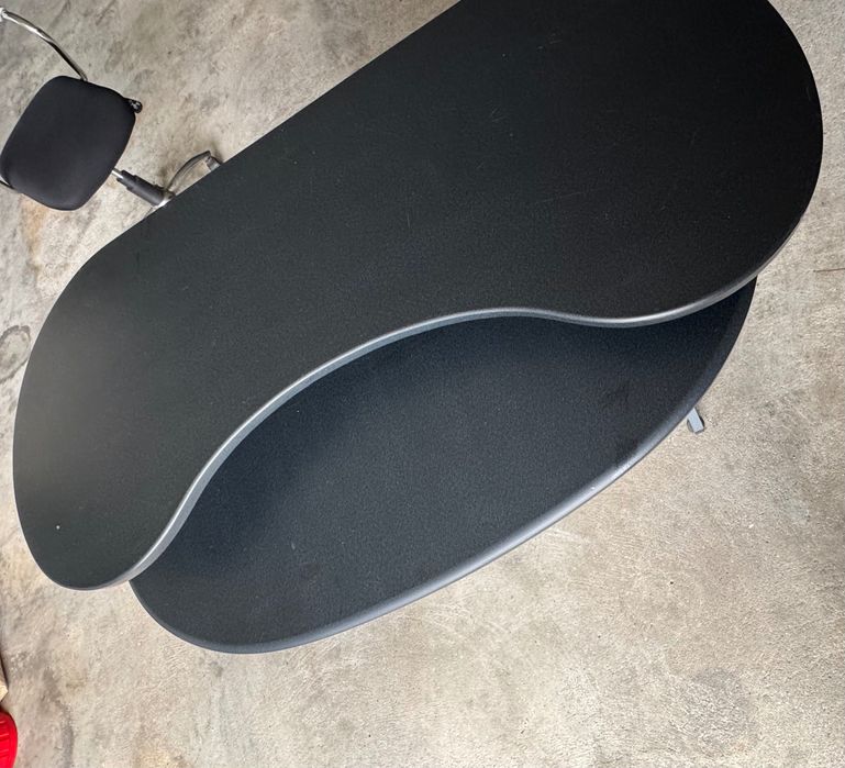 Secretária extensível- ajustável, prática e funcional + cadeira