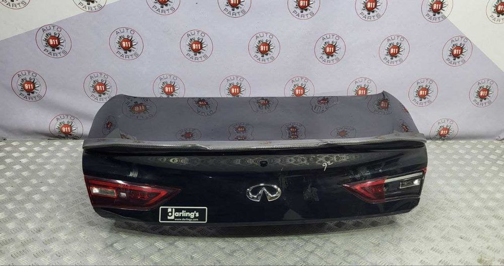 Кришка багажника на Infiniti Q60