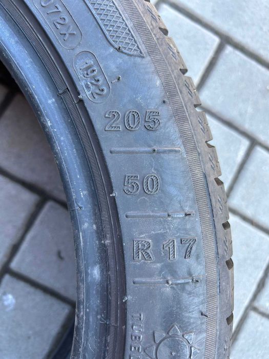 Шини 205/50 R17 89V Kleber Dynaxer HP4