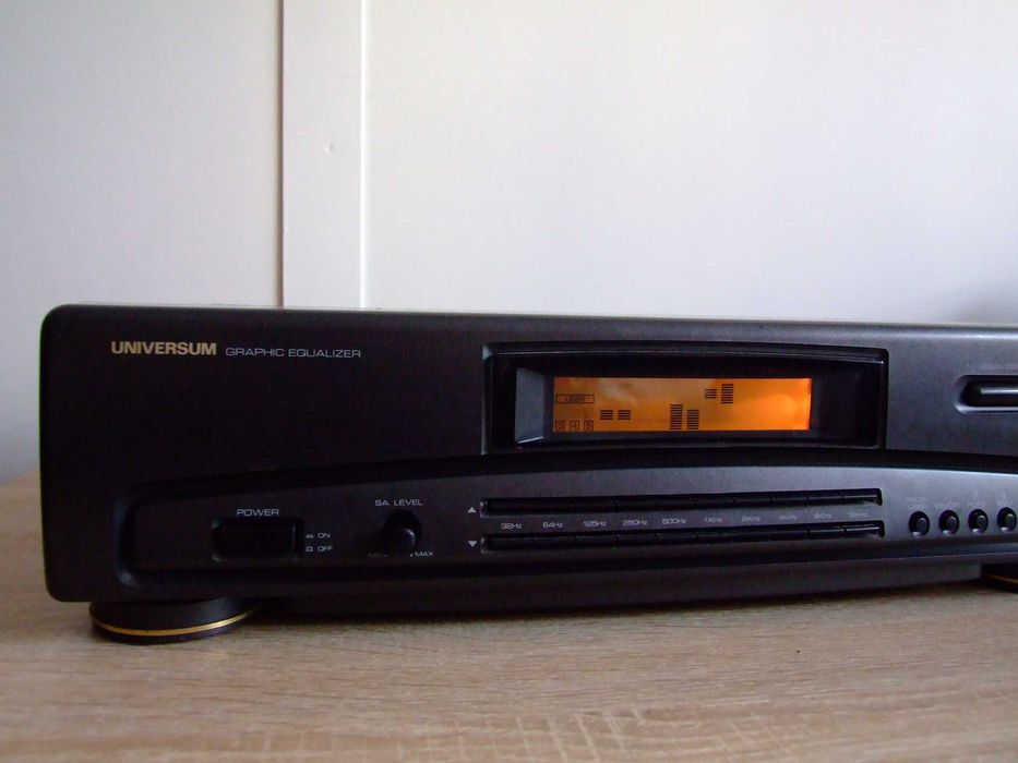 Universum EQ-4035 .