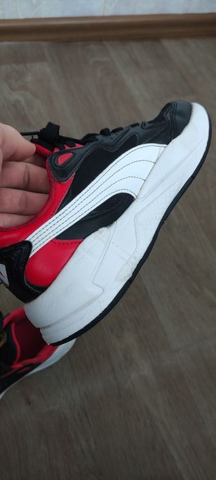 Кросівки оригінал Puma Ferrari