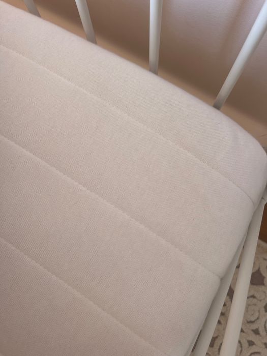 Cama branca ikea ferro