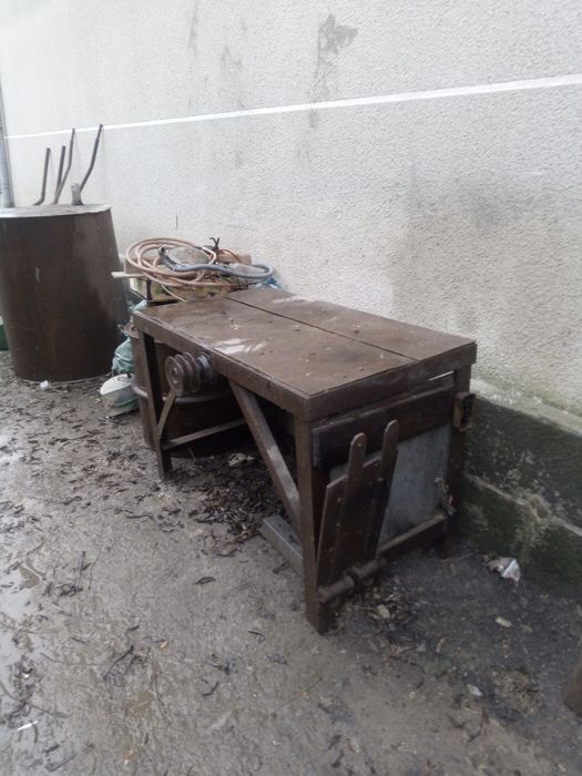 Продається церкулярка без мотора та бочка  грубостінна