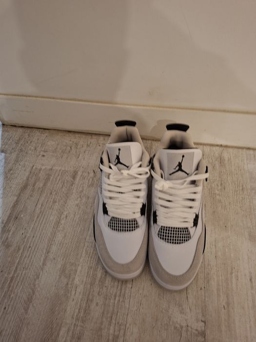 Jordany 4 military black