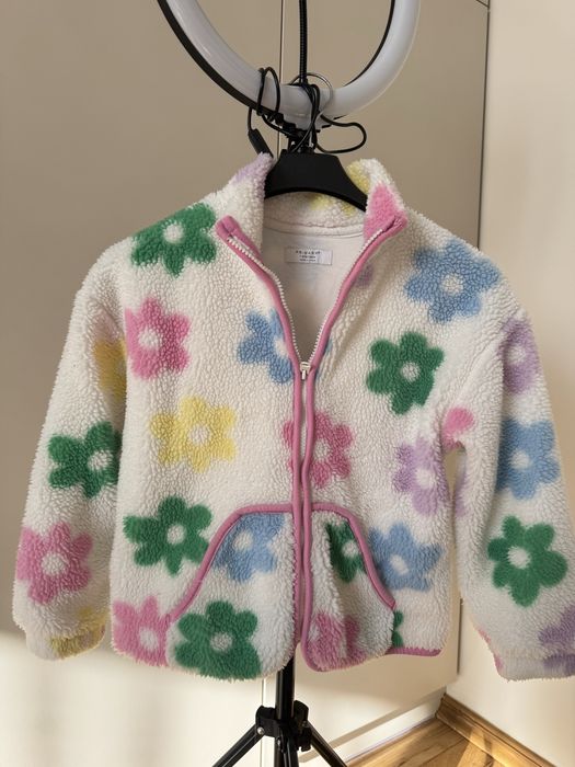 Тепла кофтинка primark