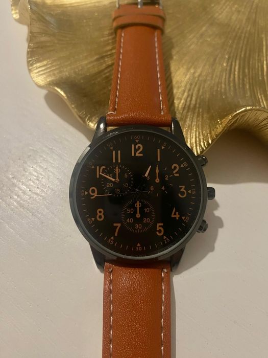 Relógio Elegante por 10€ - Completamente Novo