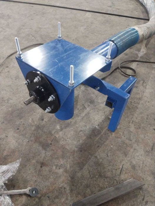 Гнучкий шнековий навантажувач, погрузчик зерна