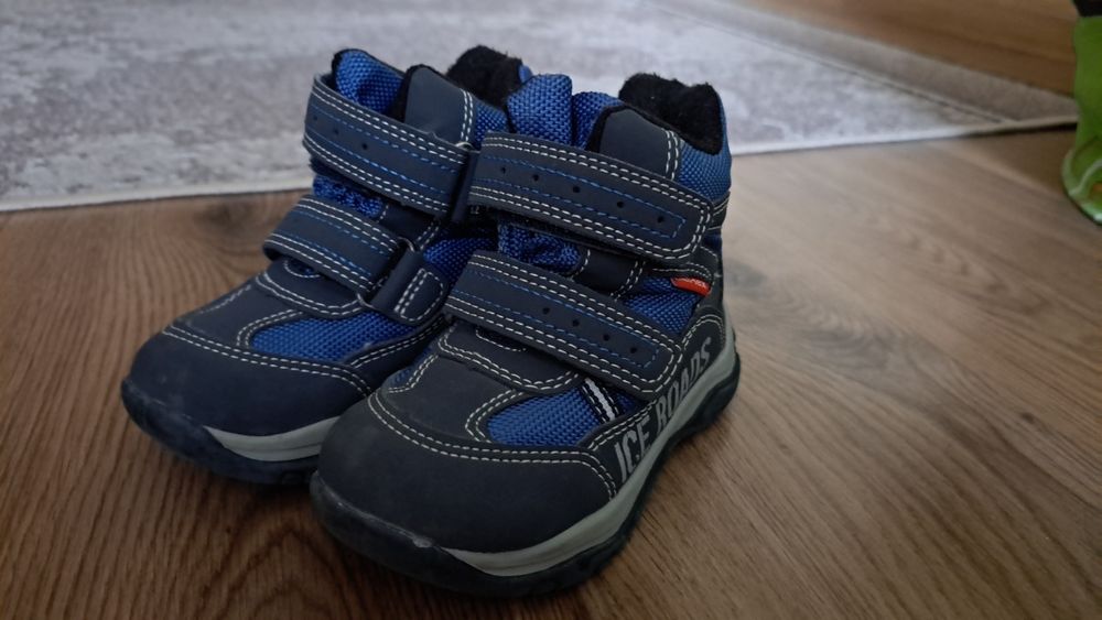 Дитячі чобітки 22 розмір