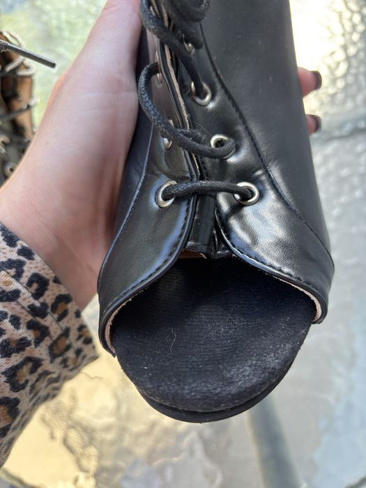 Чорні туфлі для high heels