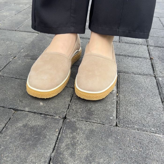 Красиві, стильні, шкіряні сліпони бренду ЕССО.