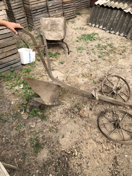 Конный плуг австрийский