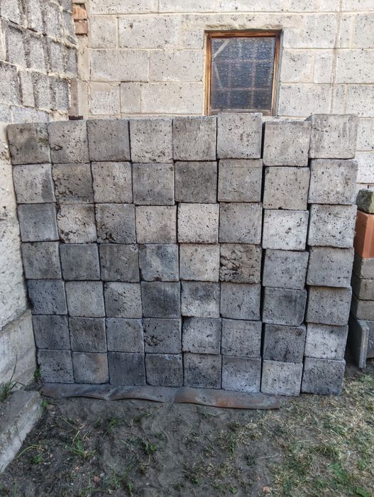 Pustaki 2 rodzaje