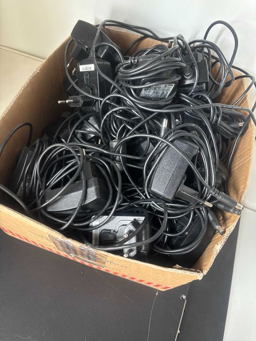 Zestaw telefonów IP do biura z zasilaczami