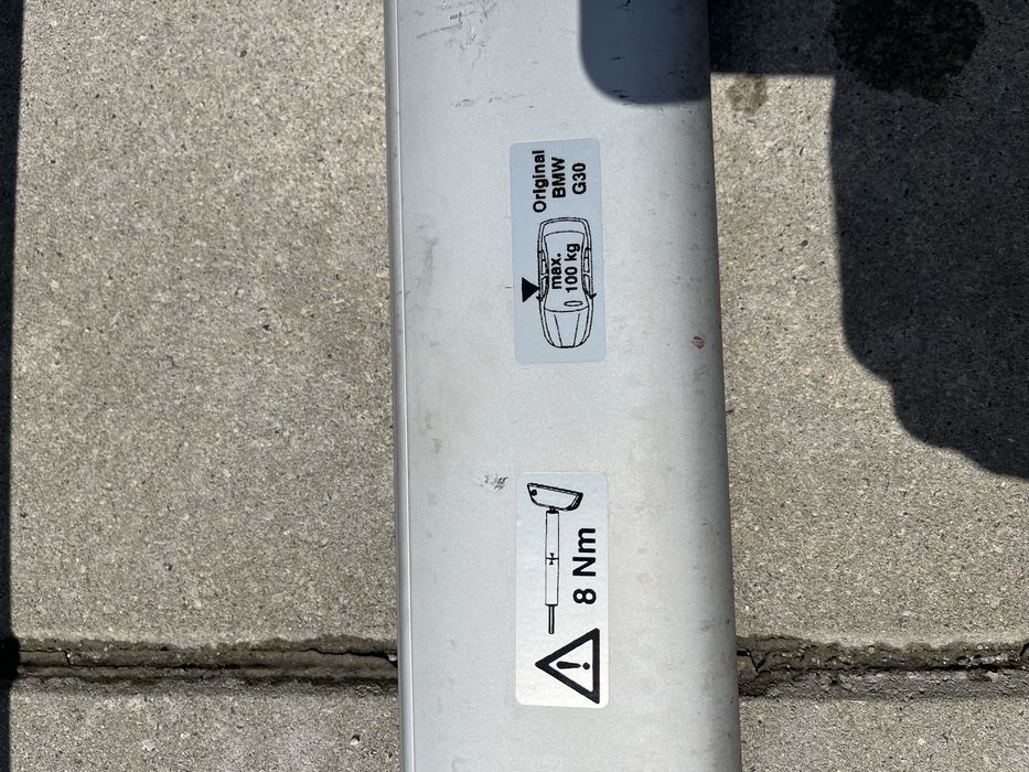 Belki relingi poprzeczki dachowe BMW G30 OEM
