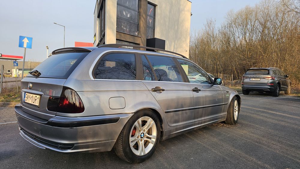BMW 318D 05r / Czarny sufit / Wersja exclusive