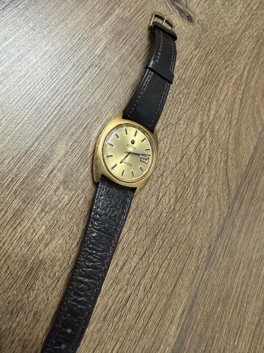 Вінтажний Roamer з позолотою годинник