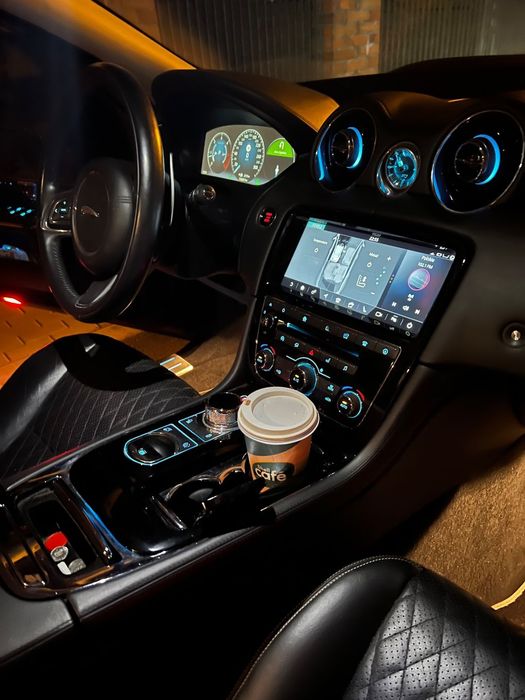 Jaguar XJ JAGUAR XJ 50 - 3l. diesel - model 2019r. Limitowana wersja na 50 lecie