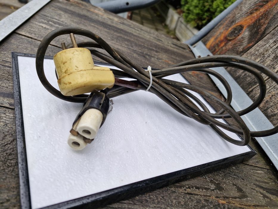 Stary przewód zasilający PRL
