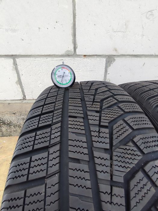 Шини зимові 225/55R16 Hankook