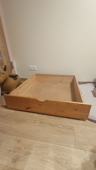 Skrzynia drewniana pod łóżko, 91x83x22