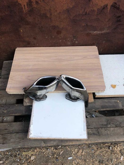 Насадка глушника Lexus NX200t 15 на бампері 17408-36030 
17408-36010