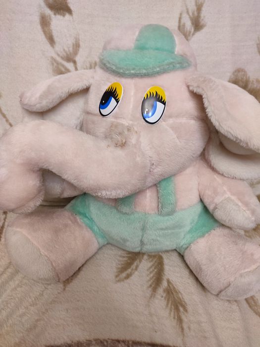 Продам мягкую игрушку Слон
